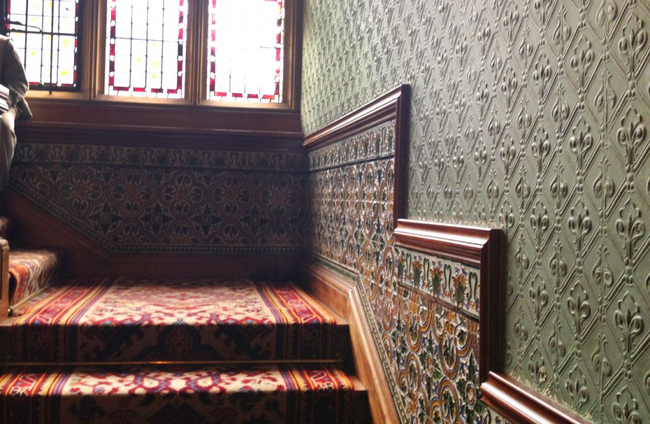 How-to-carpet-your-Victorian-stairs